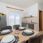 In 27707 Apartmán Dramalj