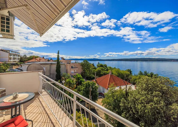 Apartment In 27707 *