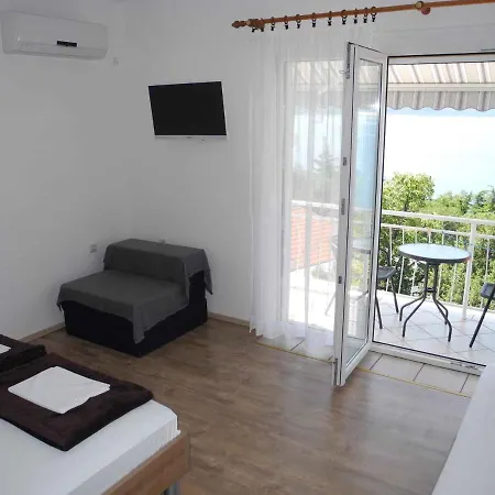 In 27707 Apartment *