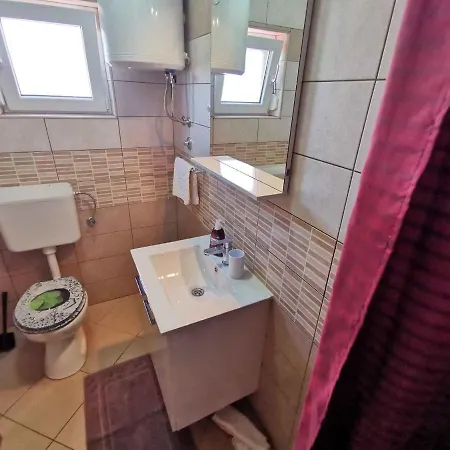 Apartment In 27707 Dramalj